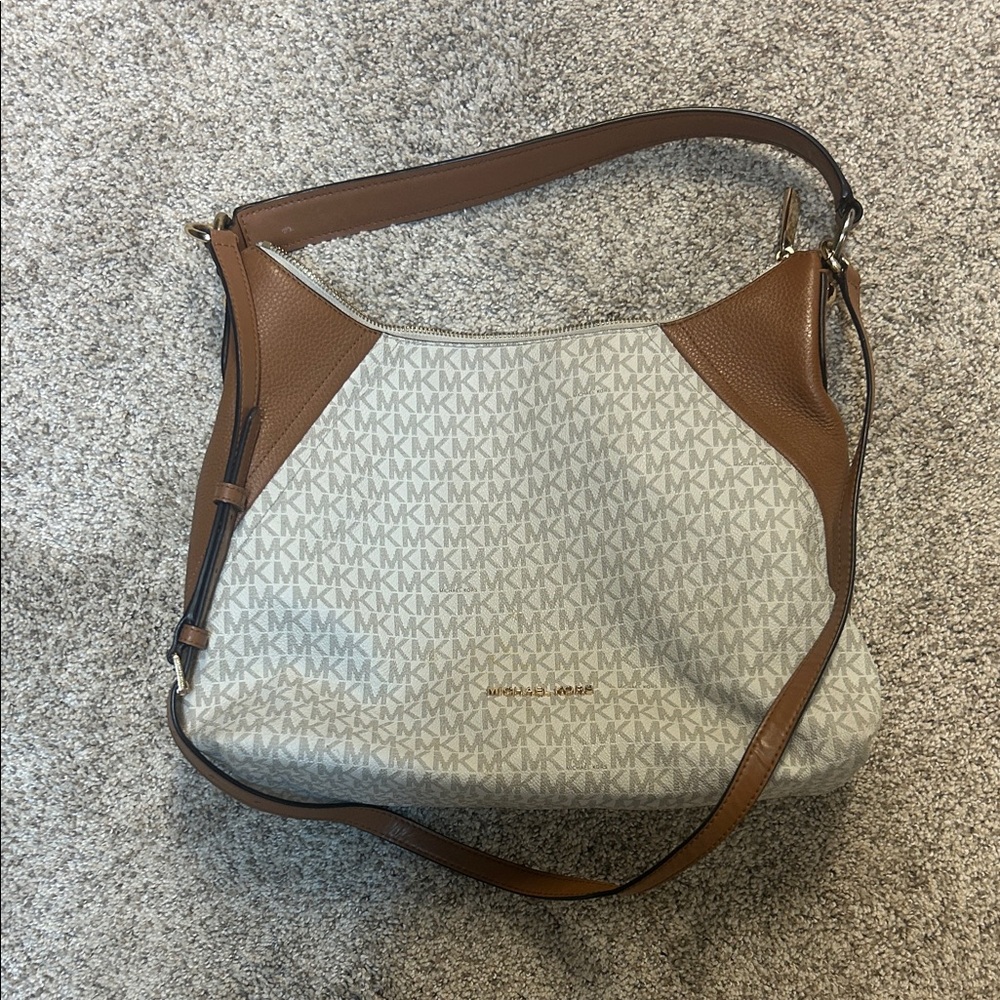 Michael Kors Tan and Cream Shoulder Bag